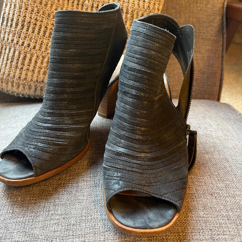 Paul Green Open Toe Booties